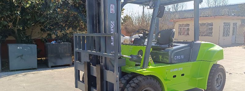 Electric Forklifts