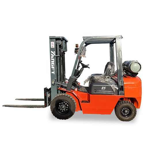 Gasoline/LPG Forklift 2-4 Tonne