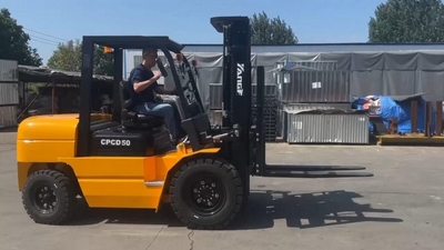 Diesel Forklift 4-5 Tonne