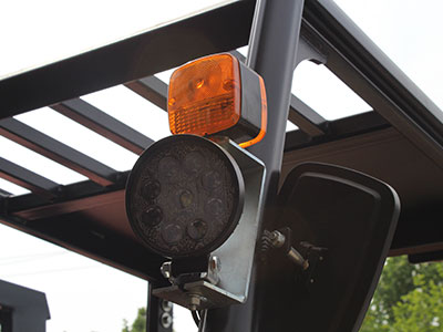 High-Rigidity Mast and Integrated Frame Structure